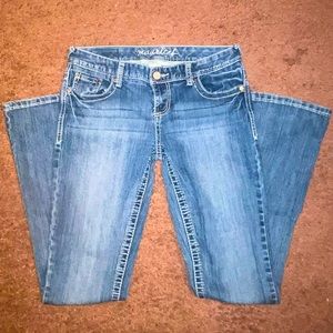 Junior’s size 3/4 Maurice’s jeans